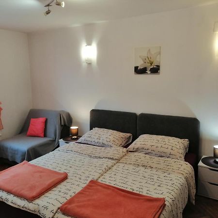Apartman Gobac Karlovac Zewnętrze zdjęcie